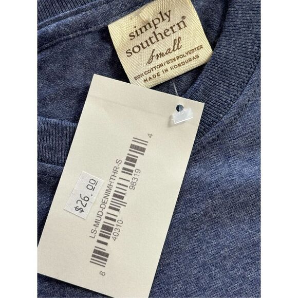 SIMPLY SOUTHERN SMALL “MUD ON HER BOOTS & STRENGTH IN HER BOOTS” LONG Sleeve Shi - Picture 5 of 8